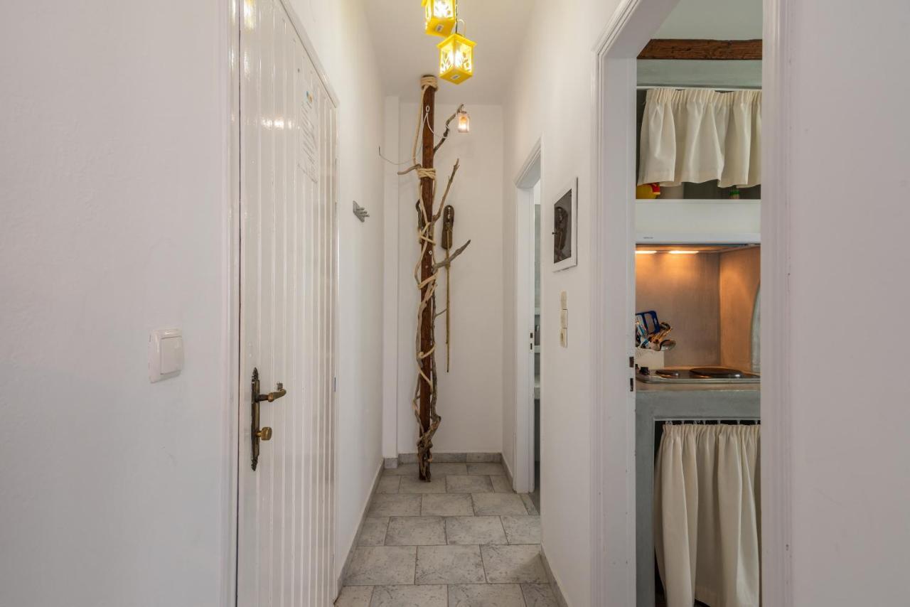 Polyegos View Hotel Полония Екстериор снимка