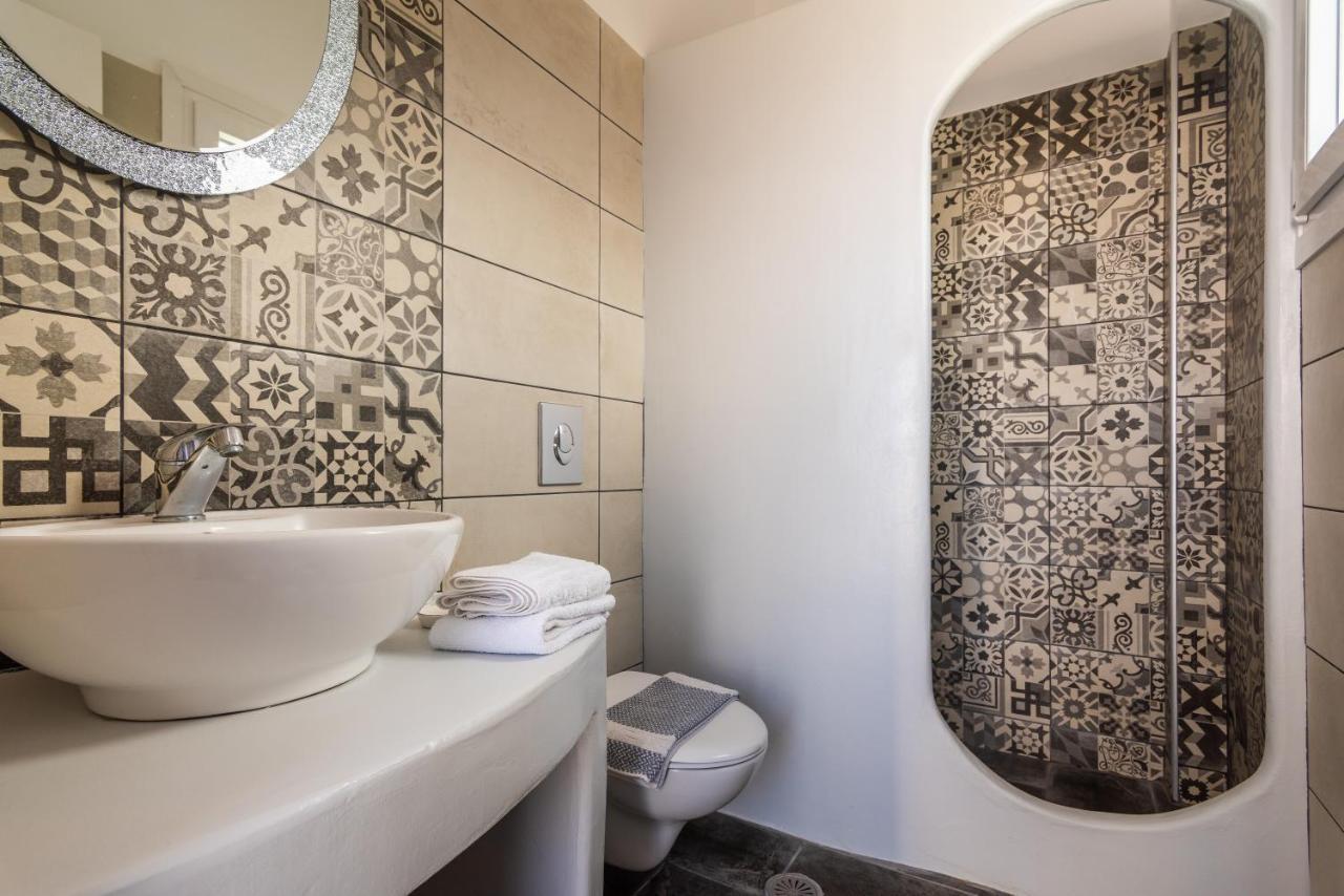 Polyegos View Hotel Полония Екстериор снимка