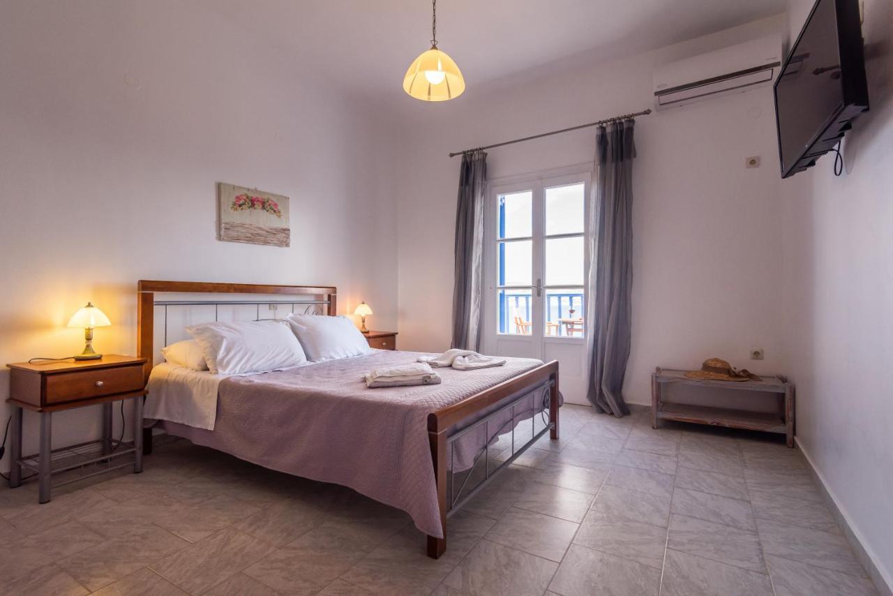 Polyegos View Hotel Полония Екстериор снимка